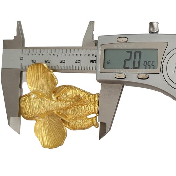 Gold Tone Elephant Clear Rhinestone Eyes Brooch K605 - Picture 8 of 9